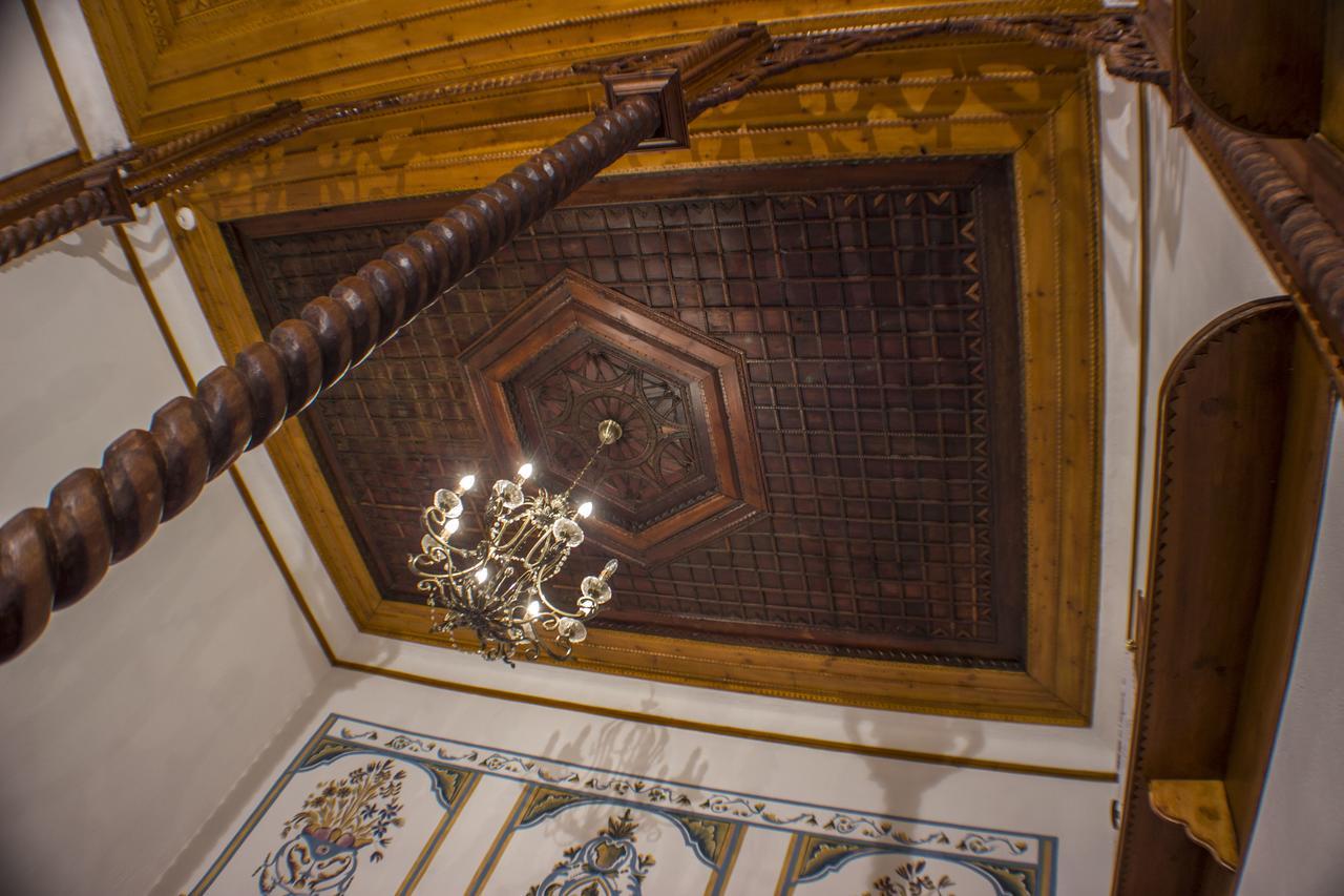 Отель Old Bazaar 1790 Гирокастра Экстерьер фото